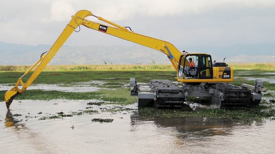 EIK AM200 with PC200